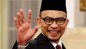 menkeu chatib basri